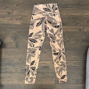 Aerie Black Leaf Pattern Leggings